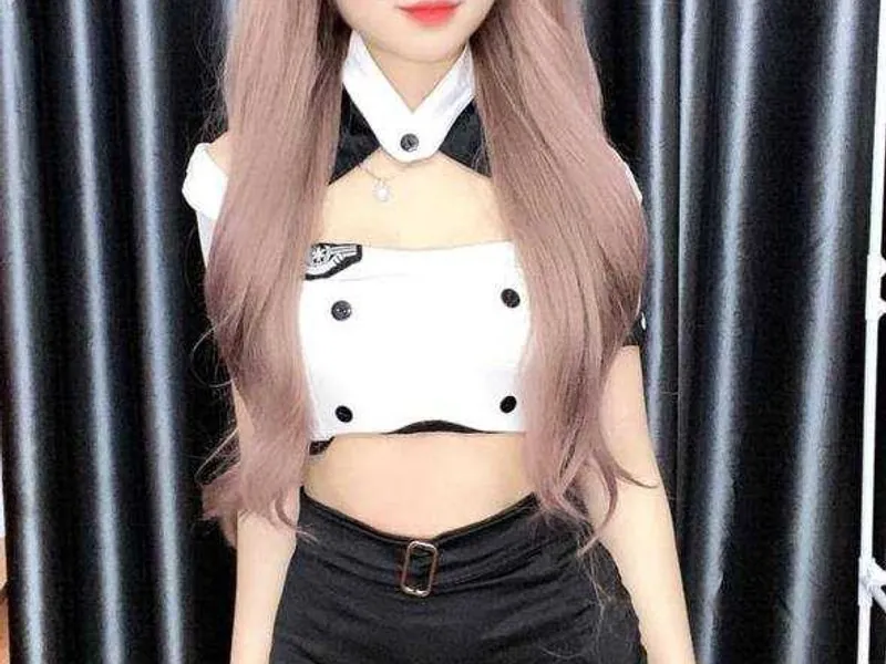 Bảng tỷ lệ kèo và máy tính, minh họa việc tìm hiểu sâu về các loại kèo và cách tính